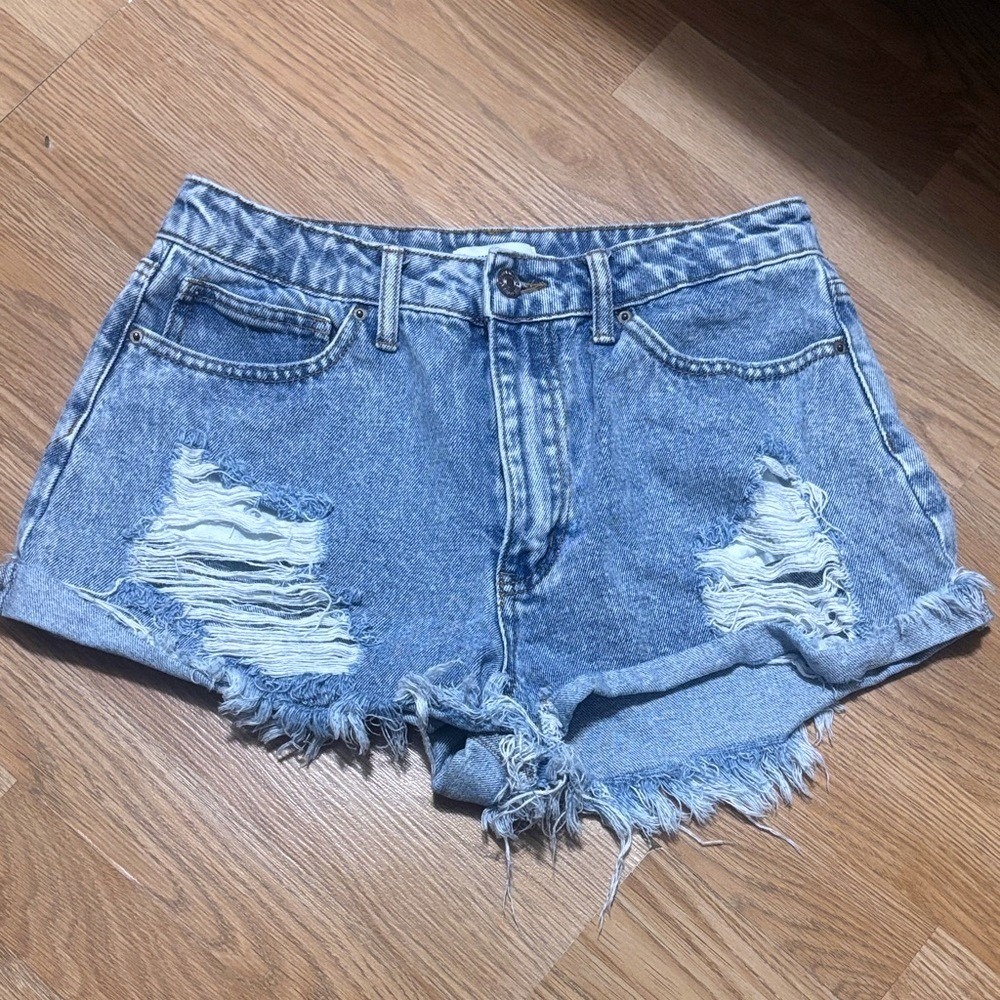 Forever 21 Distressed Denim Shorts Light Blue High Waisted Cut Off Size 28